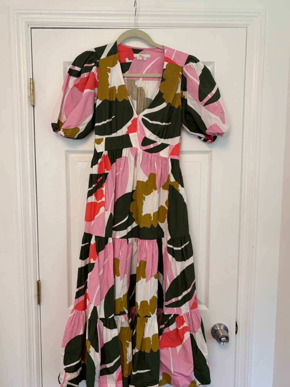 Boden Puff Sleeve Tiered Midi Dress Size 10 Pink Floral Cotton V Neck - Picture 7 of 10